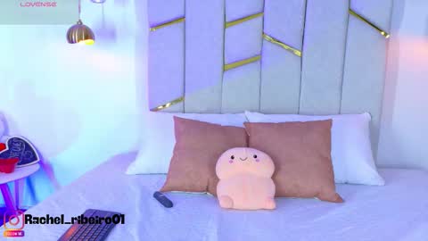 Rachel Ribeiro online show from March 30, 12:49 pm