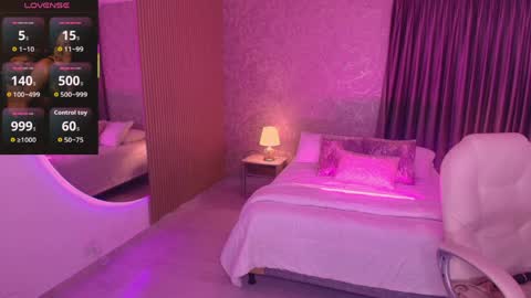 rachel online show from April 1, 11:00 am