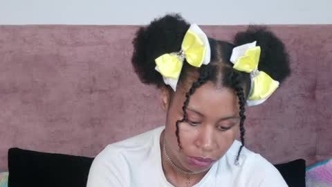 RachelAnn online show from May 19, 3:52 pm