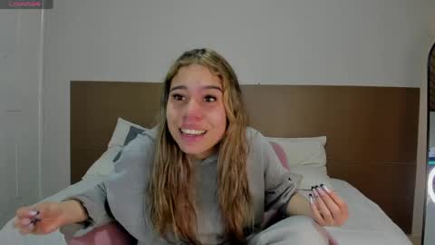 Rachell online show from May 13, 4:07 am