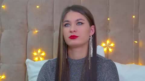RachellSimpson online show from December 23, 7:09 pm