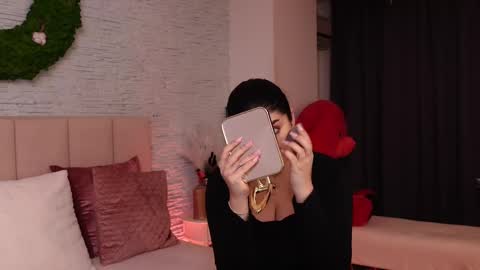 RachelSwaan online show from February 24, 5:52 am