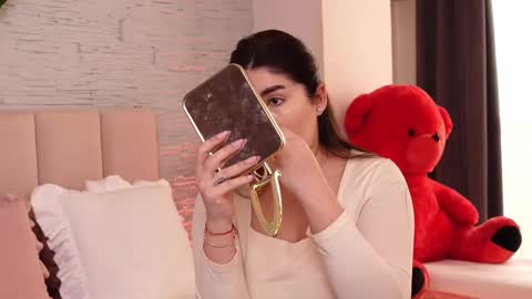 RachelSwaan online show from March 9, 7:56 am