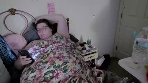 rachs_wardrobe online show from March 28, 5:45 pm