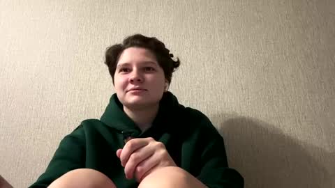 Emmie online show from May 28, 12:41 am
