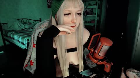 Kate online show from March 7, 3:19 pm