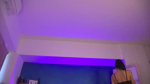 RaisaVawn online show from October 7, 6:40 am