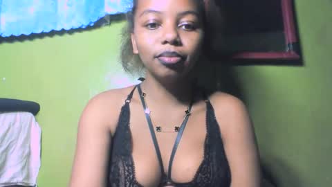 raissa75 online show from October 5, 3:17 pm