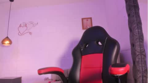 Raquel online show from December 3, 10:01 pm