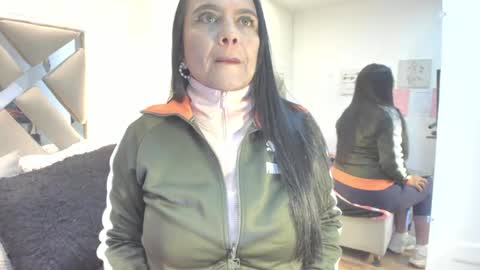 Raquel Moore  online show from February 27, 12:38 pm