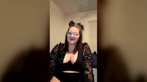 raven6922 online show from April 27, 5:37 am
