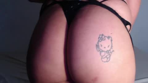 raven_day online show from April 24, 11:40 pm