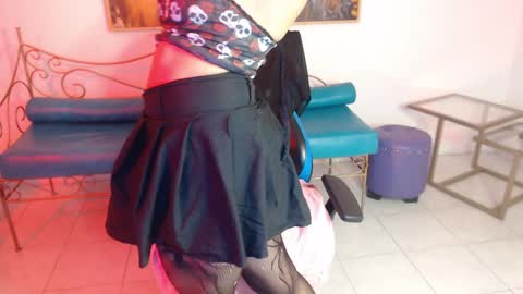 Raven online show from April 1, 8:06 pm