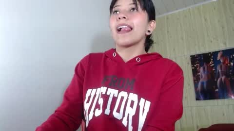 Snapshot of raven_rouge chatting on September 28, 5:25 am gata online show from September 28, 5:25 am