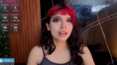 raven_rox_ online show from February 19, 3:06 am