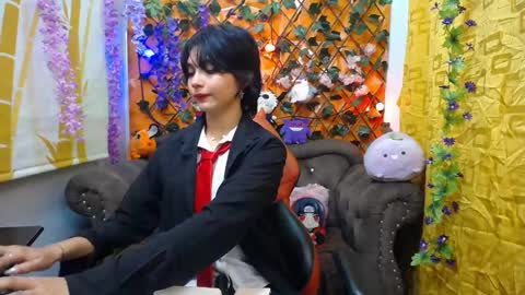 RavenN  online show from January 23, 11:26 am