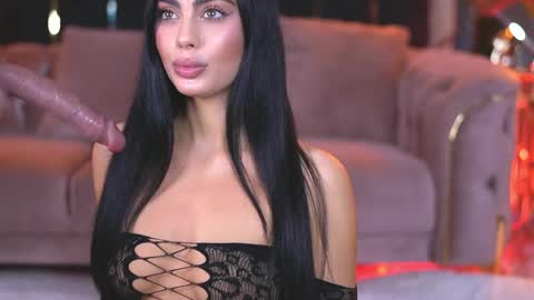 Lav online show from May 11, 6:49 pm