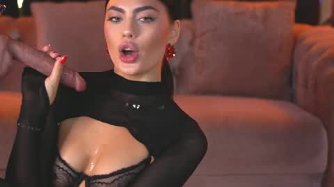 Lav online show from May 17, 7:24 pm