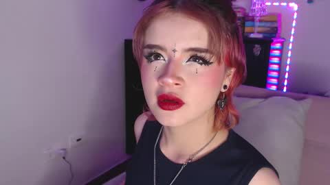 Snapshot of raventh_ chatting on February 18, 11:41 pm raventh_ online show from February 18, 11:41 pm