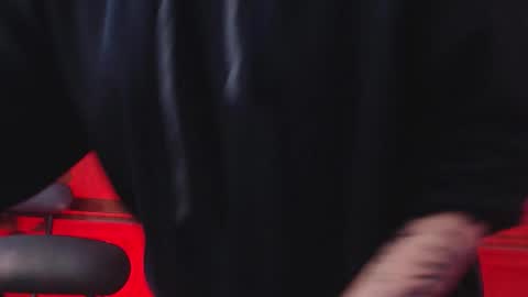 raventh_ online show from March 29, 11:20 am