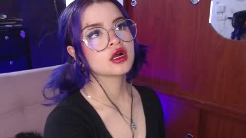 Snapshot of raventh_ chatting on September 15, 2:14 pm raventh_ online show from September 15, 2:14 pm
