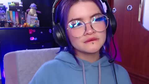 Snapshot of raventh_ chatting on September 25, 11:35 pm raventh_ online show from September 25, 11:35 pm
