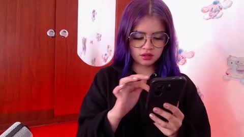raventh_ online show from May 21, 12:25 pm
