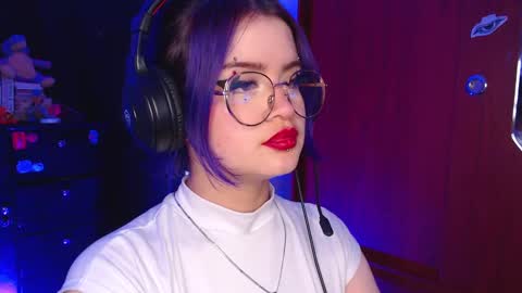 Snapshot of raventh_ chatting on October 2, 10:15 pm raventh_ online show from October 2, 10:15 pm