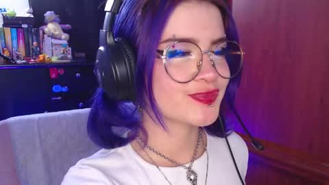 Snapshot of raventh_ chatting on September 29, 6:46 pm raventh_ online show from September 29, 6:46 pm