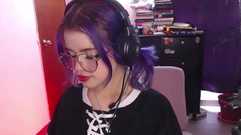 Snapshot of raventh_ chatting on September 12, 3:52 pm raventh_ online show from September 12, 3:52 pm
