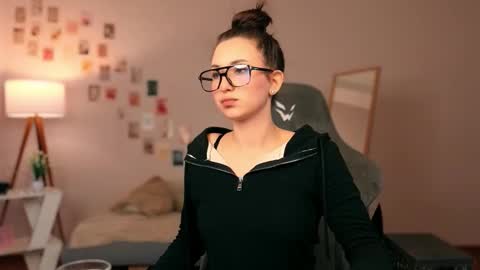 Alia Mereyn online show from September 29, 11:26 am