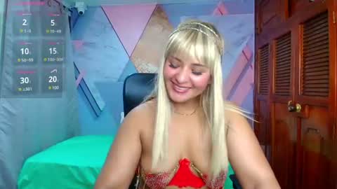 raylin_escobar online show from July 28, 7:39 pm