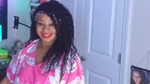 realgoddessdream online show from May 13, 2:50 am