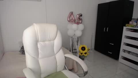 REBECA online show from January 21, 11:45 pm