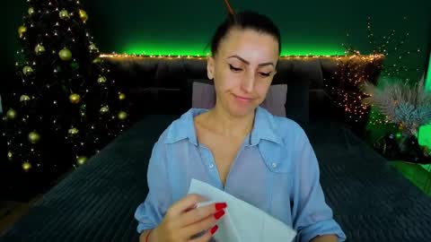 rebecca_diamonds online show from December 17, 6:13 am