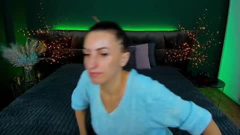 rebecca_diamonds online show from December 3, 6:13 am