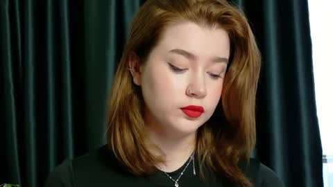 rebecca_lace online show from November 20, 1:06 am