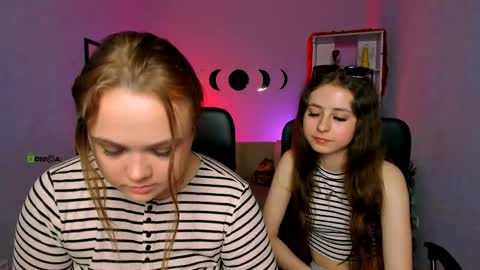 rebecca_smile_ online show from May 22, 7:23 pm