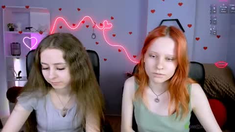 rebecca_smile_ online show from May 18, 12:22 pm