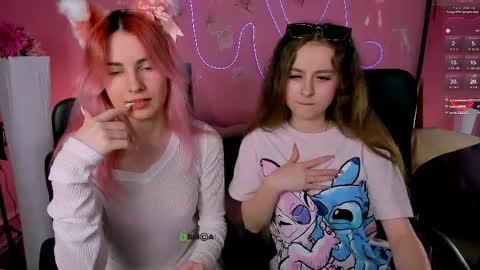 rebecca_smile_ online show from May 16, 7:13 pm