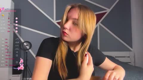 Rebecca online show from November 23, 5:47 pm