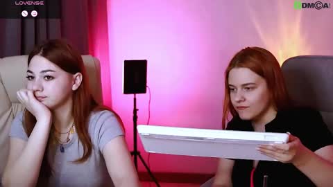 red__dizzy online show from May 5, 6:44 pm