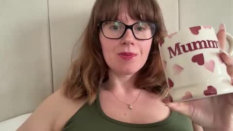 Rosie online show from April 3, 3:10 pm