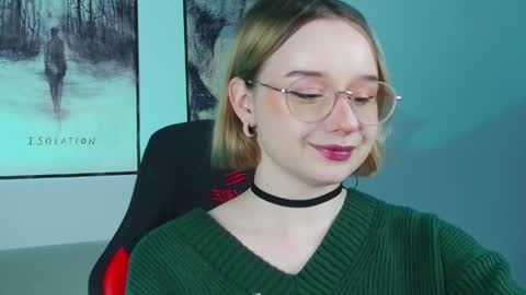 QUEEN OF EVIL online show from January 21, 8:11 pm