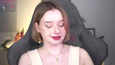 QUEEN OF EVIL online show from January 24, 9:37 pm