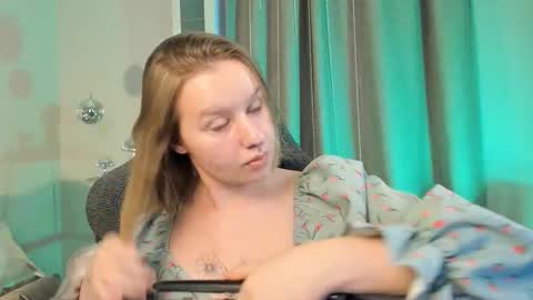 QUEEN OF EVIL online show from September 14, 2:20 am