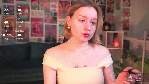 QUEEN OF EVIL online show from March 10, 2:28 am