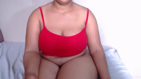 redbonexx22 online show from February 17, 12:37 pm