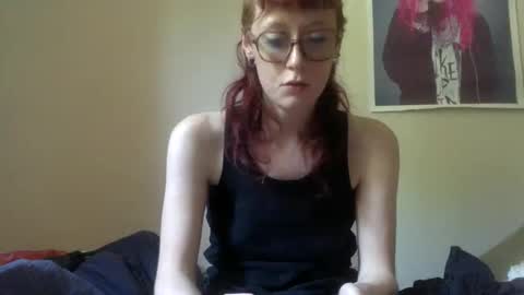 redcassie666 online show from April 9, 11:04 am