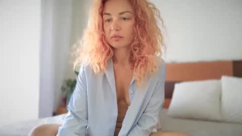 Emily online show from May 10, 1:02 pm